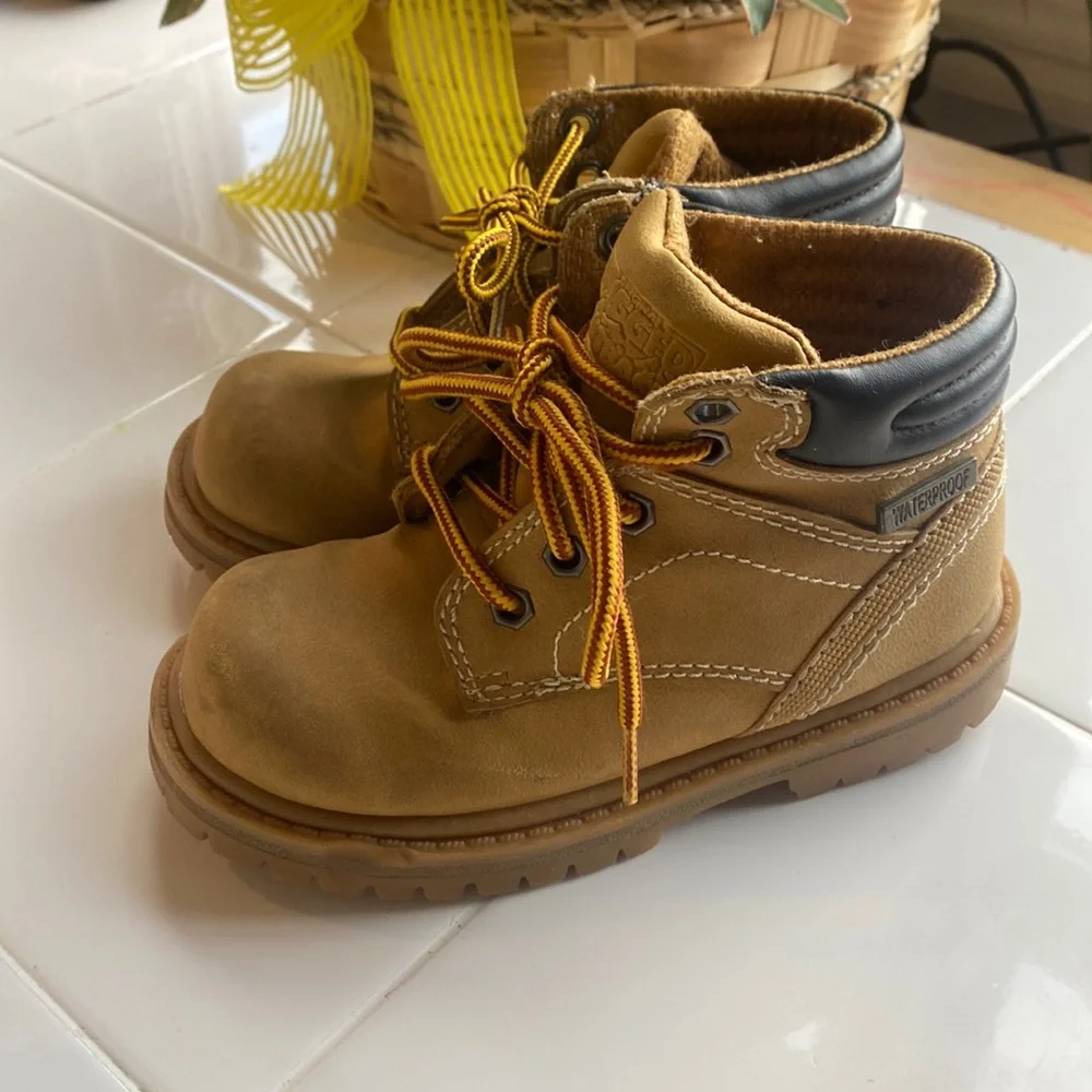 Smart Fit Original Rugged Outback waterproof boots. - Picture 1 of 7